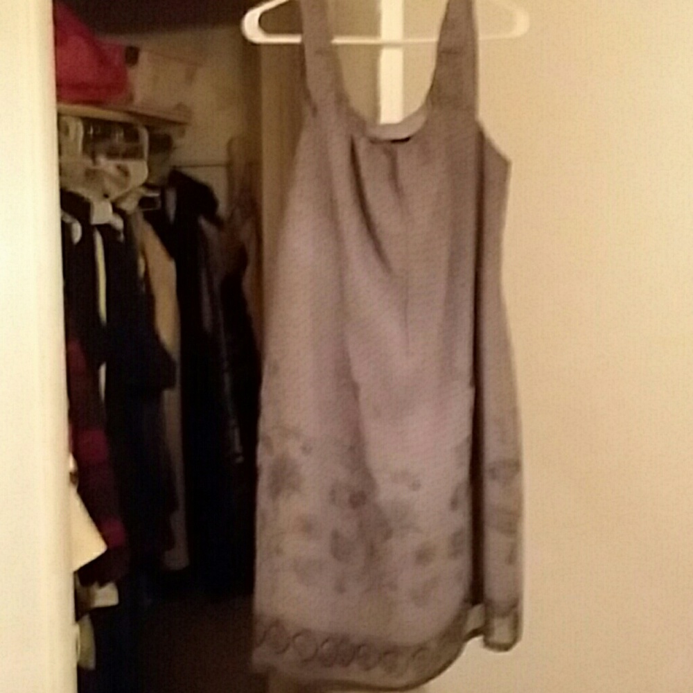 Size 16 sleevless dress